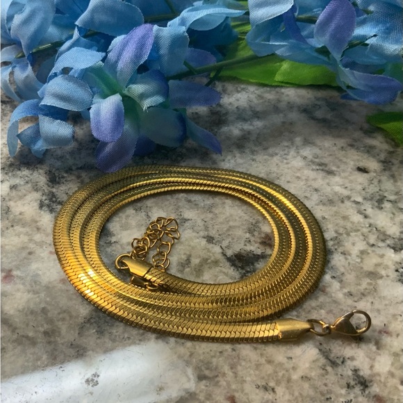 ♥️BRAND NEW from Nordstrom Gold Serpentine 18k gold plated Necklace. - Picture 6 of 6